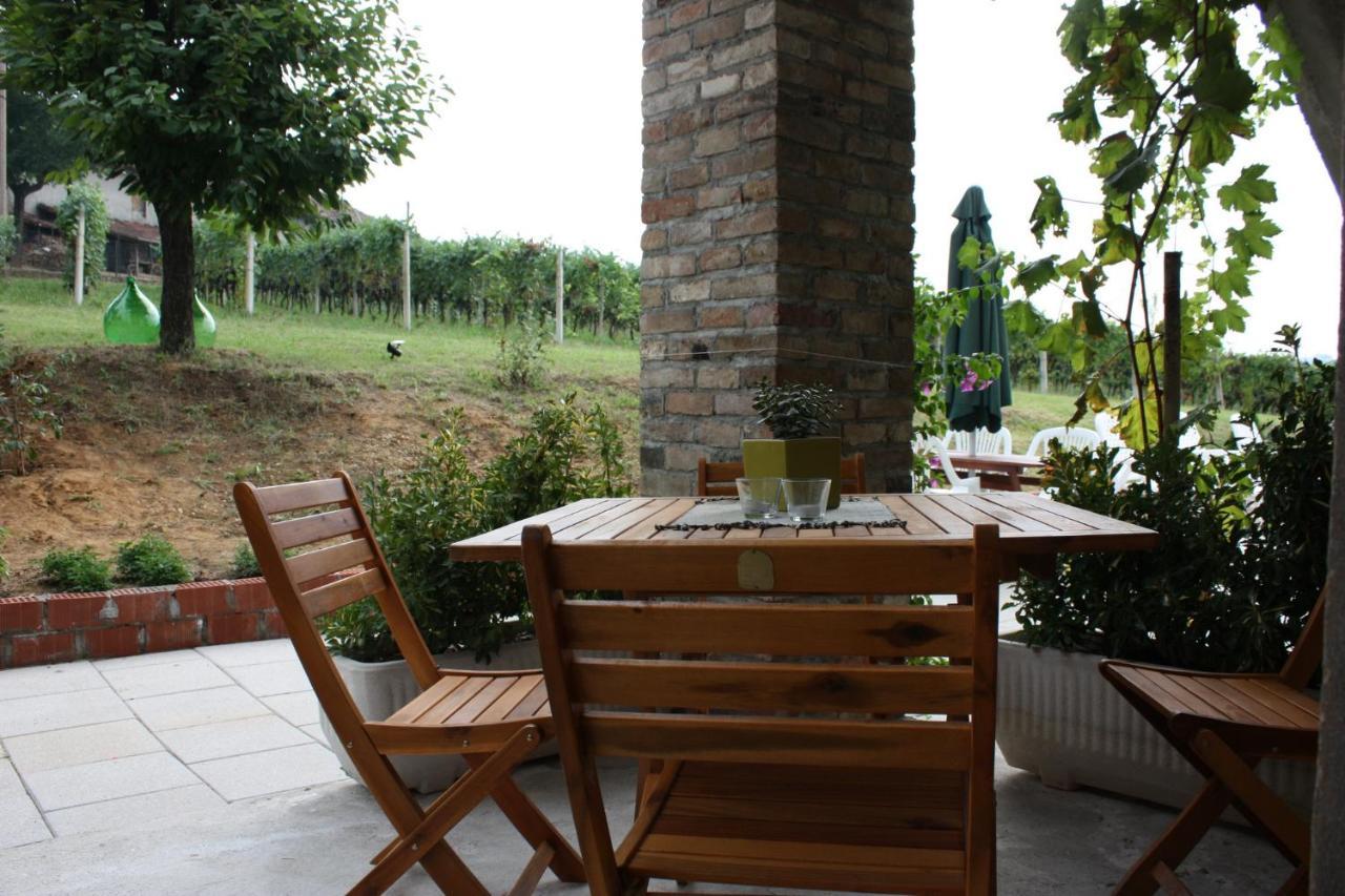 Cascina Collina Daire Nizza Monferrato Dış mekan fotoğraf
